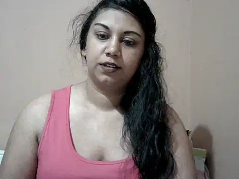 Snapshot of bellachow10 chatting on 01.31.26 bellachow10 online show from 01.31.26