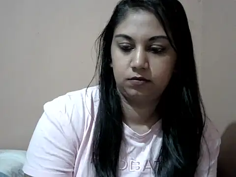 Snapshot of bellachow10 chatting on 02.13.26 bellachow10 online show from 02.13.26