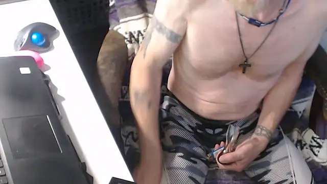 QueenDenizeAndTheCaptain online show from 09.11.25