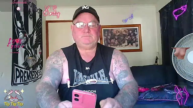 Snapshot of HOTANAL chatting on 05.15.26 HOTANAL online show from 05.15.26