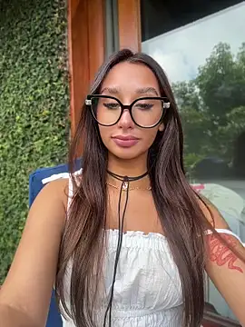 Tiny lilith online show from 04.25.26