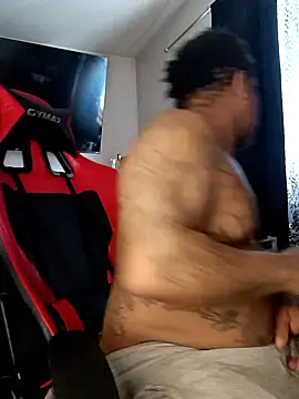 Snapshot of yellowwetfox chatting on 12.22.24 yellowwetfox online show from 12.22.24