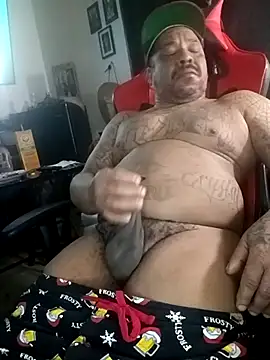 Snapshot of yellowwetfox chatting on 03.13.25 yellowwetfox online show from 03.13.25