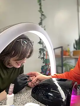 annablisss online show from 02.18.25