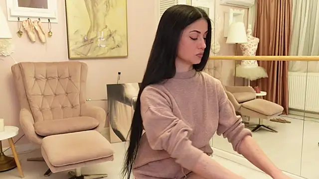 Snapshot of OliviaSirena chatting on 02.26.25 OliviaSirena online show from 02.26.25