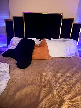 KarissaChantelle online show from 11.23.25