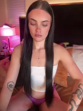 Snapshot of KarissaChantelle chatting on 06.16.26 KarissaChantelle online show from 06.16.26