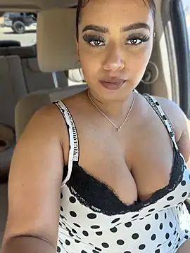 Snapshot of CarmelaAnthony chatting on 07.15.26 CarmelaAnthony online show from 07.15.26