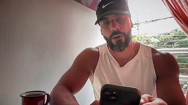 romeolovedark online show from 11.30.25