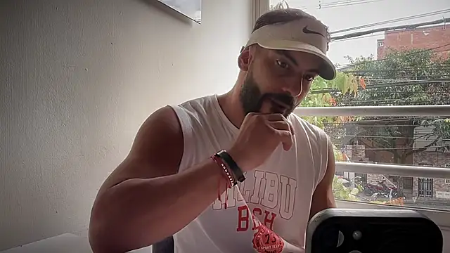 romeolovedark online show from 01.31.26