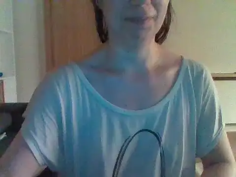 Snapshot of Moi_Lina chatting on 08.01.26 Moi Lina online show from 08.01.26