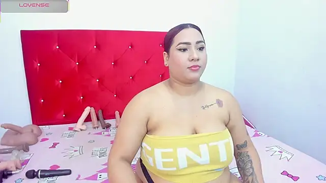 Snapshot of Daniik-big chatting on 02.25.25 Daniik-big online show from 02.25.25