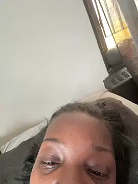 ChocolateBuns101 online show from 12.25.24