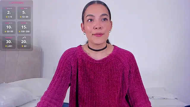 TIFFANYRUSSO online show from 11.26.25