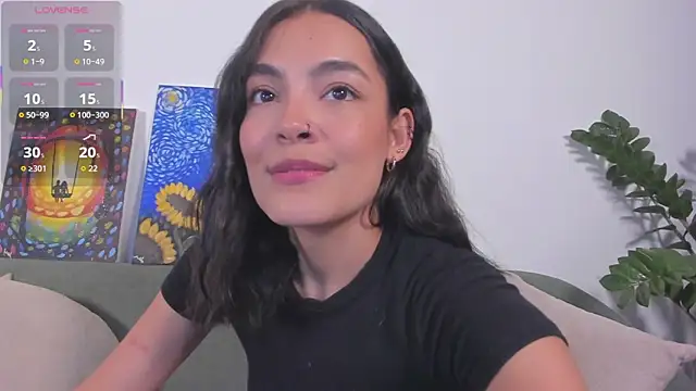 TIFFANYRUSSO online show from 03.27.26