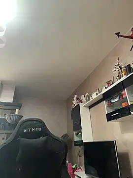 DaisyVibesss online show from 03.05.26