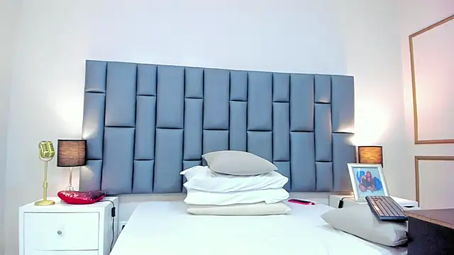 Snapshot of aandreaperez chatting on 01.22.25 aandreaperez online show from 01.22.25