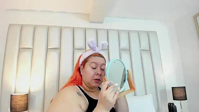 aandreaperez online show from 11.21.25