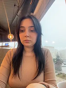 Snapshot of hanahaki chatting on 11.21.25 hanahaki online show from 11.21.25