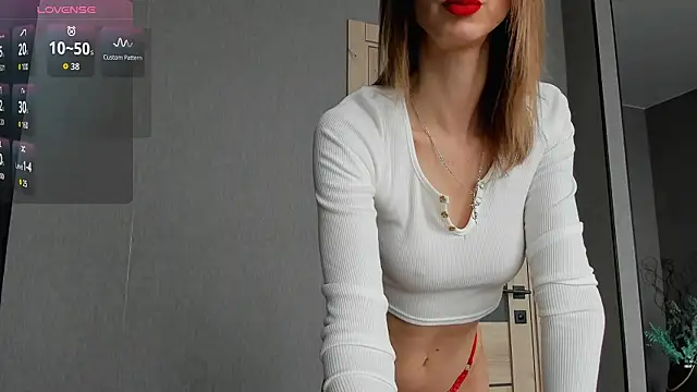 Snapshot of XValkyrieX chatting on 02.14.26 XValkyrieX online show from 02.14.26