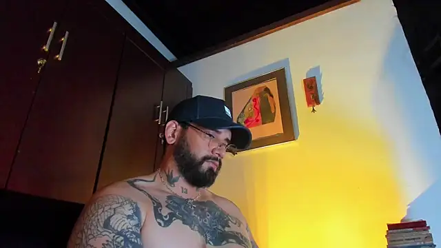 Snapshot of CamiloGray_ chatting on 06.11.26 CamiloGray online show from 06.11.26