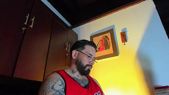 Snapshot of CamiloGray_ chatting on 06.15.26 CamiloGray online show from 06.15.26