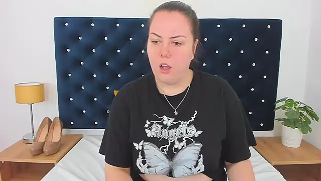 EvaLick online show from 02.18.25