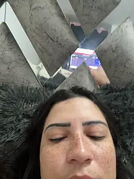 Snapshot of cutesarah_ chatting on 02.12.26 cutesarah online show from 02.12.26