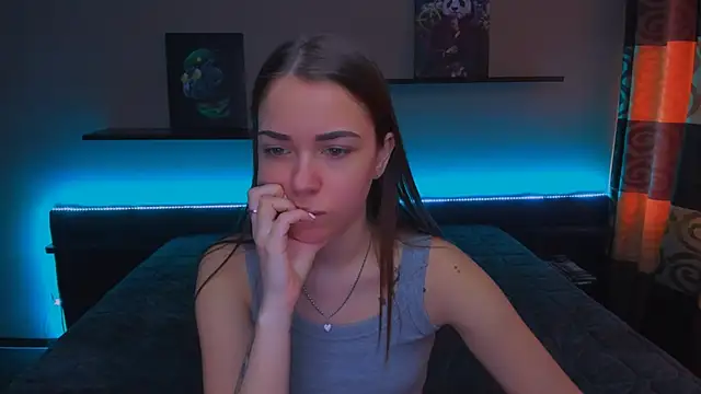 AlexaBarkley online show from 02.04.25