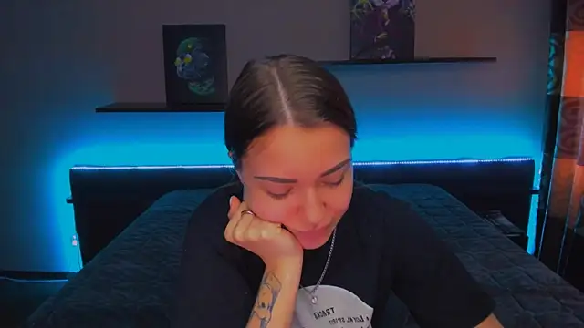 AlexaBarkley online show from 03.04.25