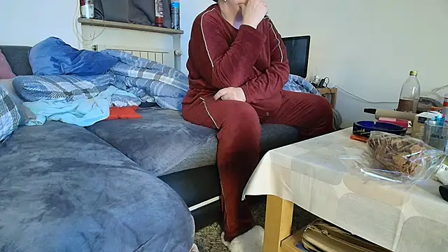 HotBiPaar online show from 12.15.24