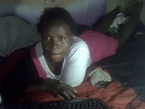 Snapshot of cute-shamza chatting on 05.19.26 cute-shamza online show from 05.19.26