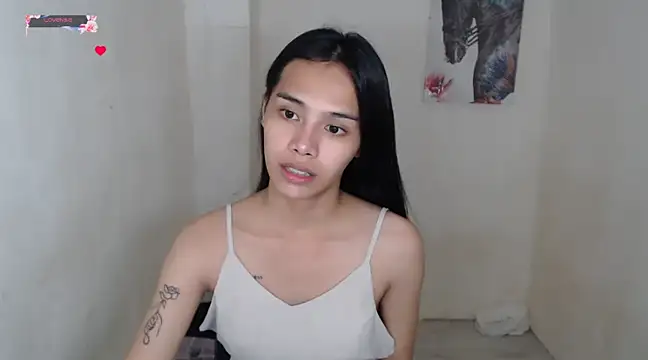 Snapshot of shecutie69 chatting on 03.05.25 shecutie69 online show from 03.05.25