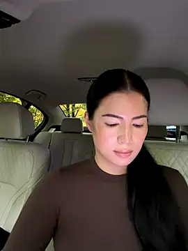 clairewntr online show from 10.22.25