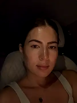 clairewntr online show from 11.03.25