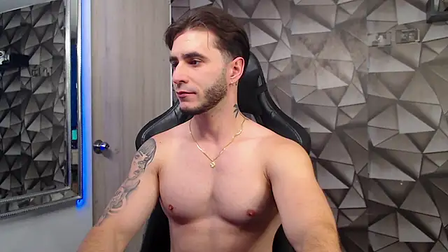 Latino stud4u online show from 11.15.25