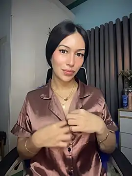 Snapshot of Jasmine_Elcock chatting on 07.04.26 Jasmine Elcock online show from 07.04.26
