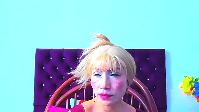 Snapshot of almabeckelt chatting on 02.12.26 almabeckelt online show from 02.12.26