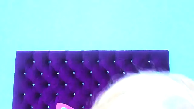 Snapshot of almabeckelt chatting on 03.13.26 almabeckelt online show from 03.13.26