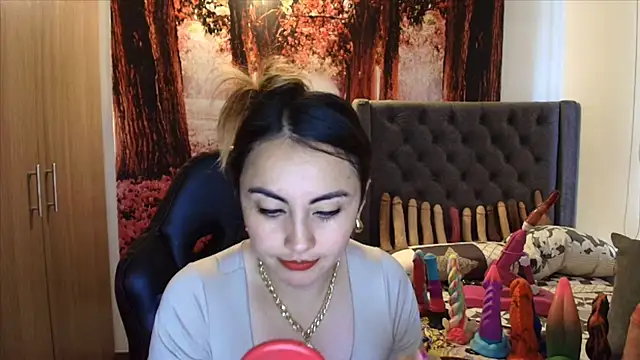 sofia23dirty online show from 11.29.25