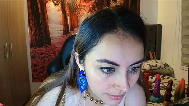 Snapshot of sofia23dirty chatting on 04.30.26 sofia23dirty online show from 04.30.26