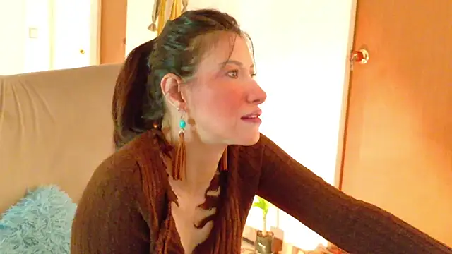 Snapshot of magali_19 chatting on 05.01.26 magali 19 online show from 05.01.26