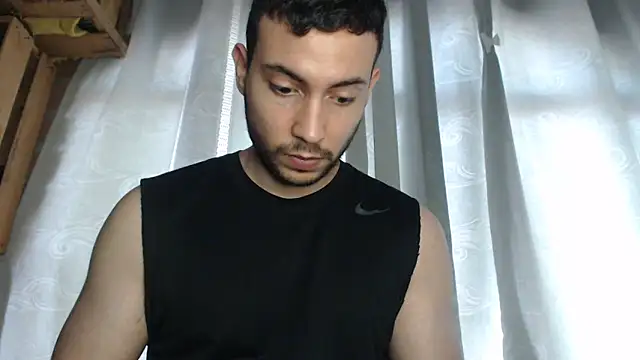 Armando 2002 online show from 02.27.25