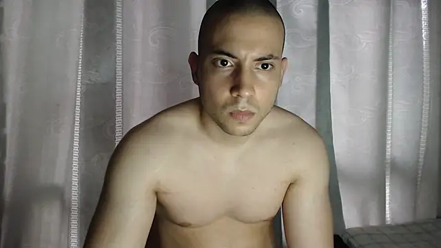 Armando 2002 online show from 09.29.25