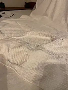 Snapshot of freepeting chatting on 02.15.25 freepeting online show from 02.15.25