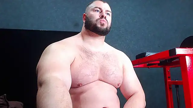 Snapshot of muscularjohnforuX chatting on 05.06.26 muscularjohnforuX online show from 05.06.26