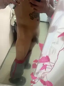 Snapshot of Morahot chatting on 02.07.25 Morahot online show from 02.07.25