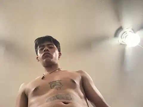 Snapshot of Morahot chatting on 02.07.25 Morahot online show from 02.07.25