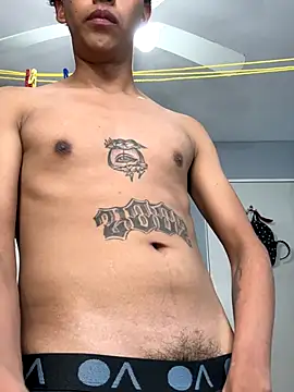 Snapshot of Morahot chatting on 11.12.25 Morahot online show from 11.12.25