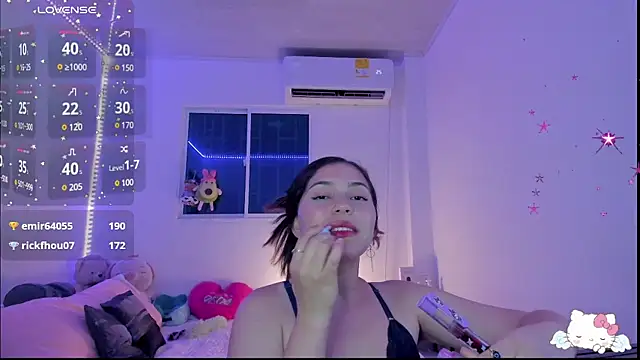 Snapshot of MollyG18 chatting on 02.23.25 MollyG18 online show from 02.23.25